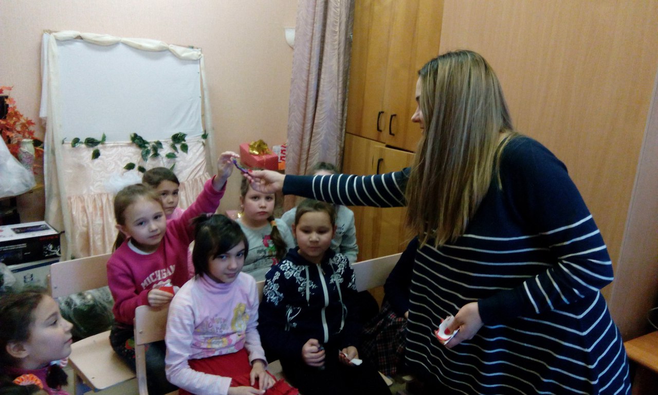 «О, Россия-великая страна!»